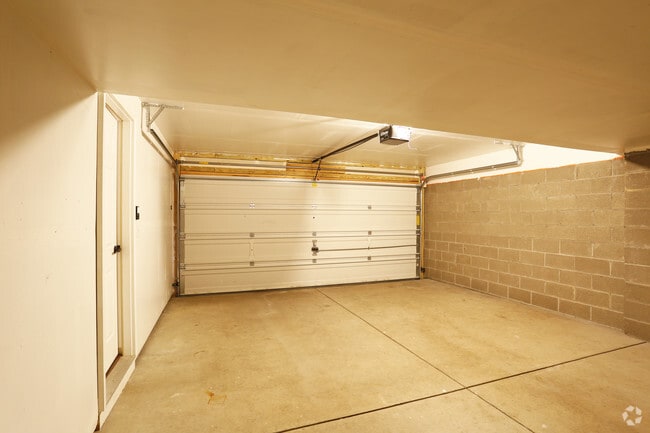 2 Car Garage