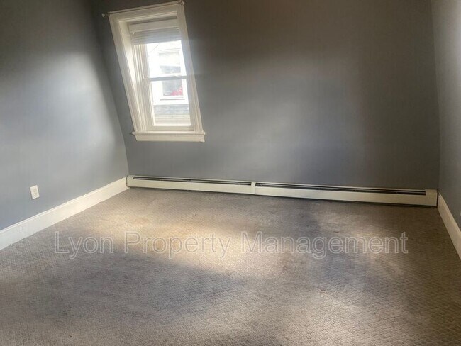 Photo - 67 Wendell St Unit 3