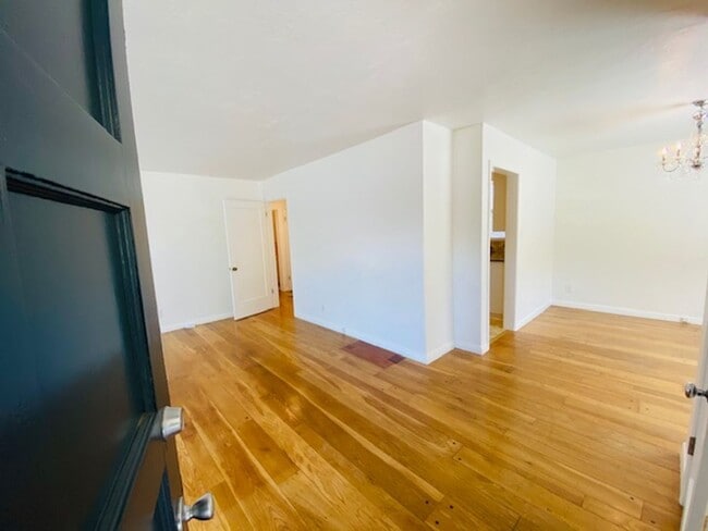 Photo - Gorgeous 1BD/1BA, Single-Story Unit in a Charming 4-Plex Near Downtown Lafayette- Available NOW!