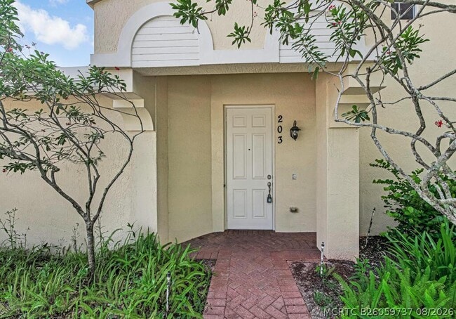 9786 Midship Way Unidad 203