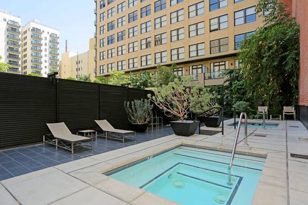 Photo - 460 S Spring St Unidad 1207