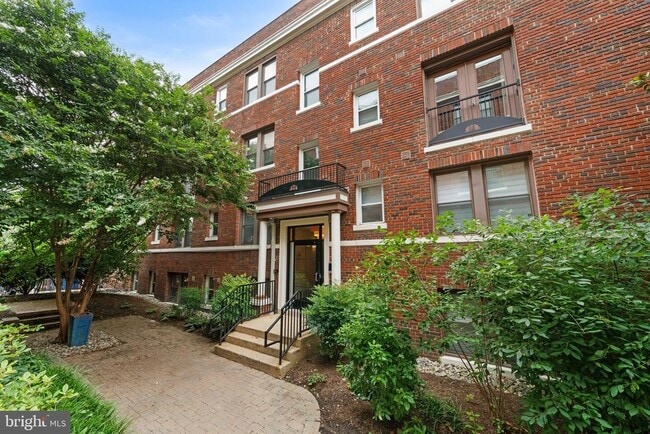 Building Photo - 149 W St NW Unit 12 Rental