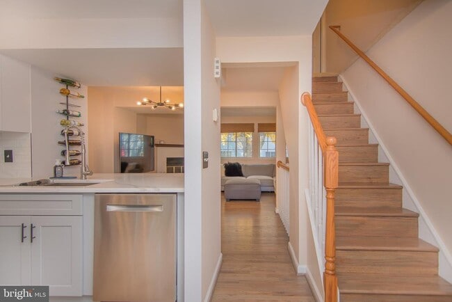 Photo - 2858 New Providence Ct