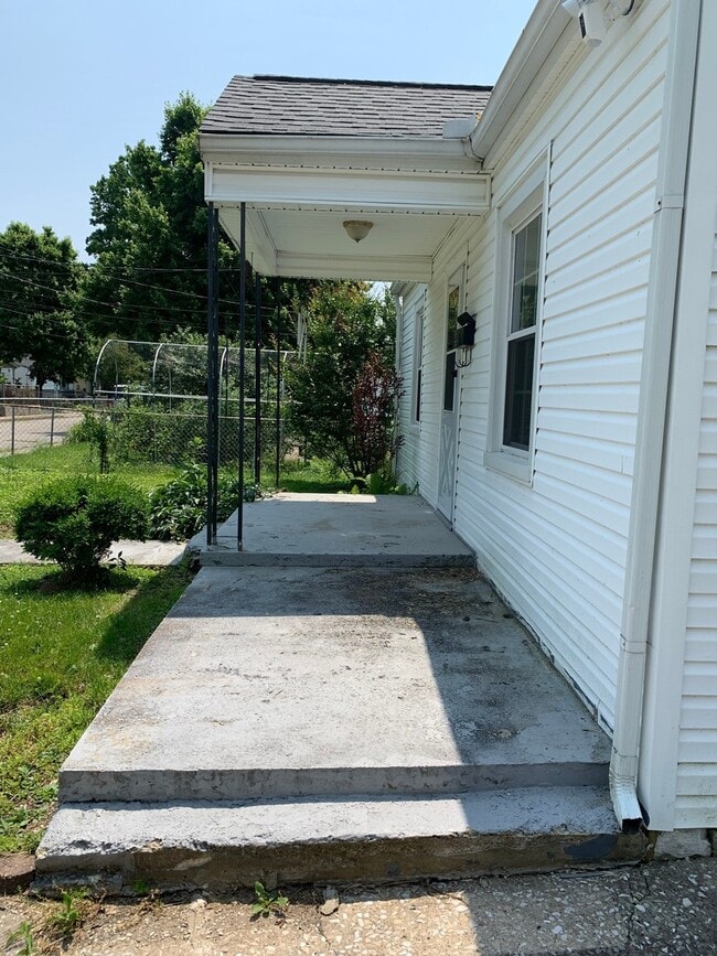 Photo - Pre-Leasing Now for Fall Semester 2026