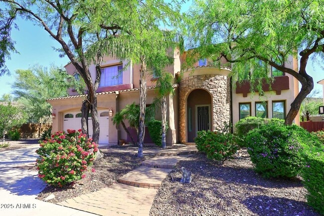 Building Photo - 2422 East Charlotte Dr