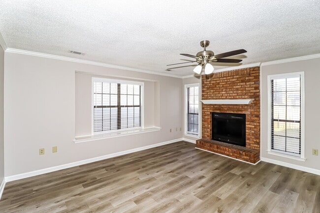 Photo - 7792 Hickory Meadow Rd