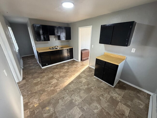 Photo - 619 McKinley Ave