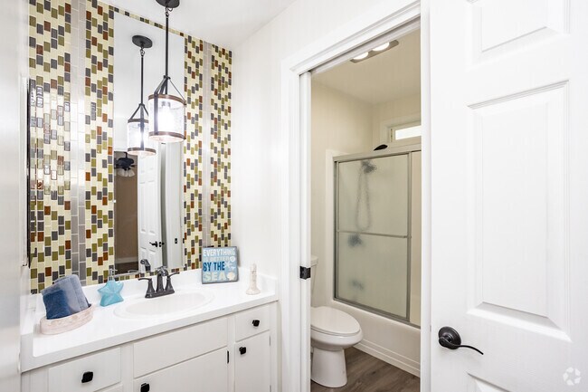 1BR, 1BA -579SF - Dormitorio - Pacific Park