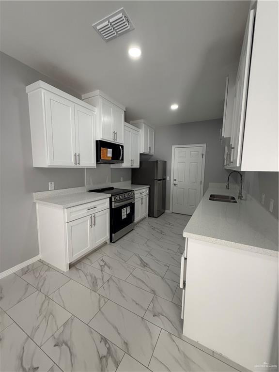 Photo - 12 Elsham Ave Unit 2