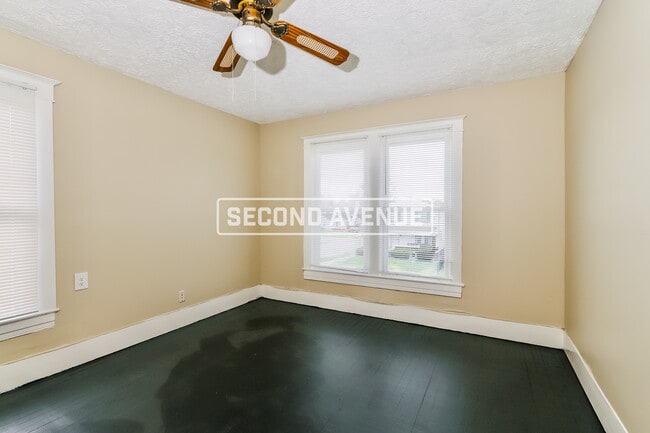 Photo - 833 S 38th St