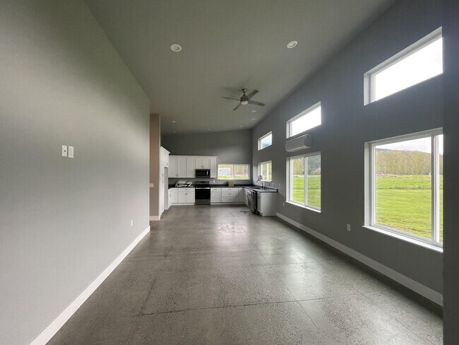 Photo - 6006 Siper Rd