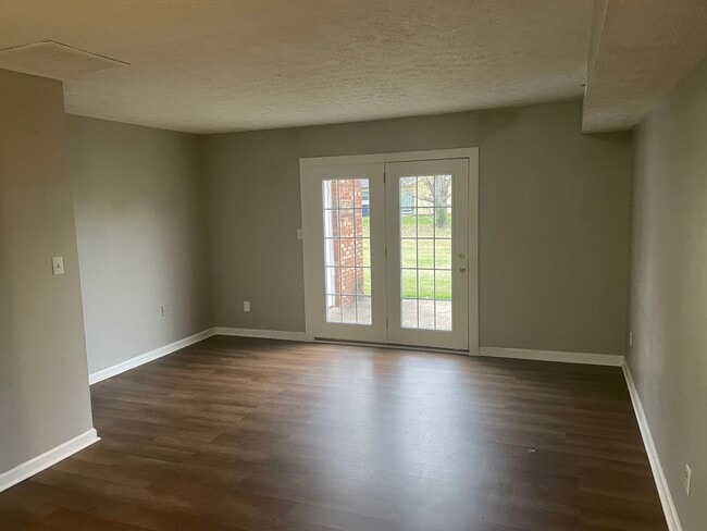 Photo - 2 Bed 1.5 Bath Townhouse