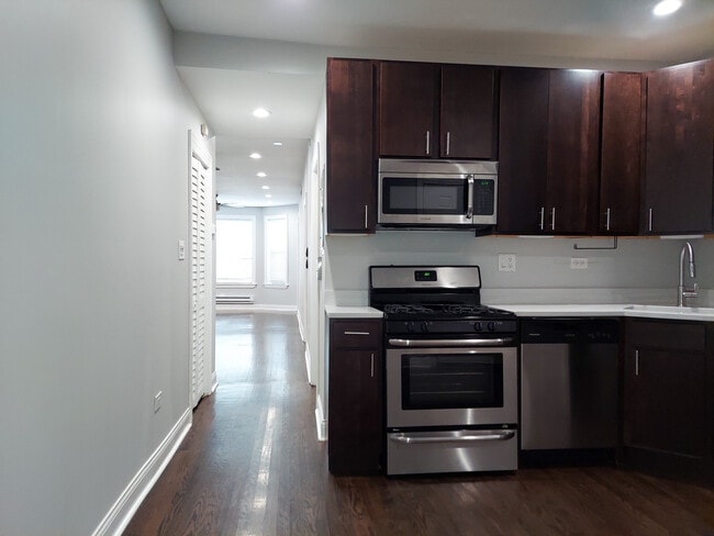 Photo - 2019 N Hoyne Ave Unit 1F