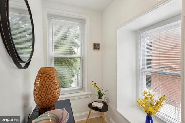 Photo - 42 E Haines St Unit 2