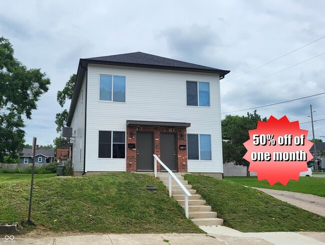 Building Photo - 515 N Oxford St