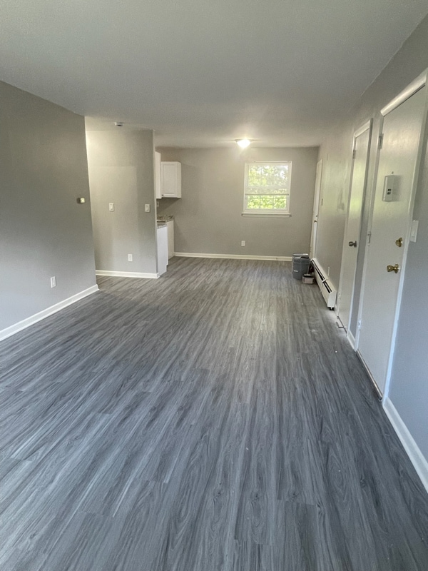 Photo - 1570 Willard Ave