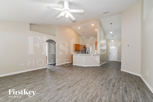 Photo - 4717 Huron Bay Cir