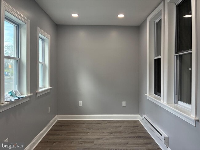 Building Photo - 5812 Willows Ave Rental