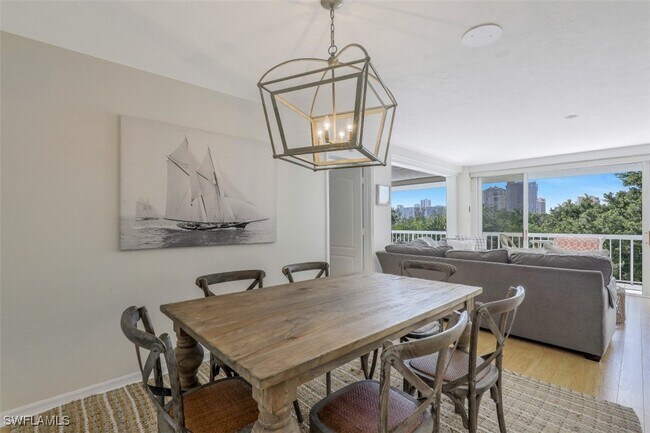 Photo - 5501 Heron Point Dr Unit 201