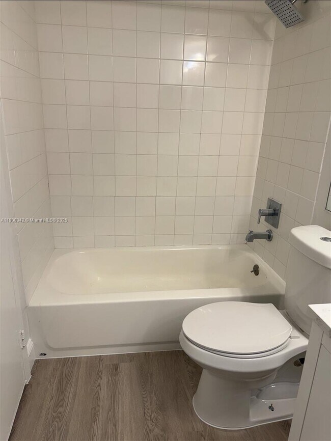Photo - 7601 E Treasure Dr Unit PH112