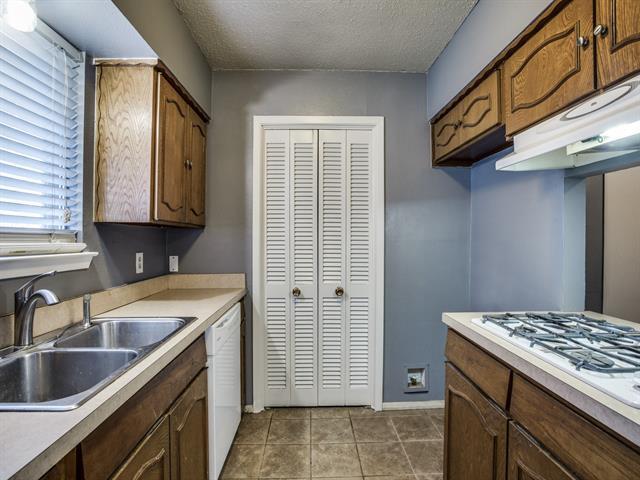 1209 Valley Vista Dr