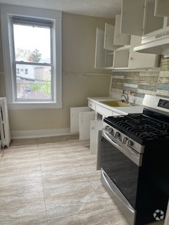 Building Photo - 8536 125th St Rental