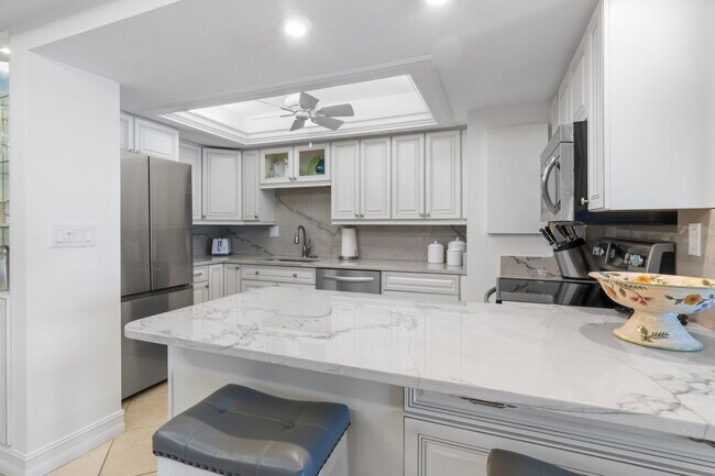 Photo - 3443 Gulf Shore Blvd N Unit 304