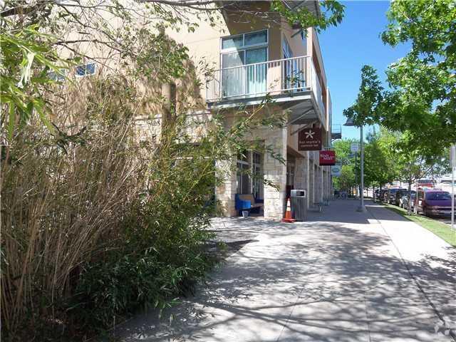 Building Photo - 2401 E 6th St Unit 6098 Rental