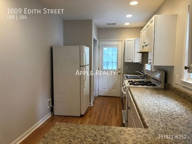Photo - 1009 Edith St