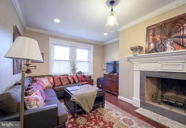 Photo - 721 12th St SE Unit 1