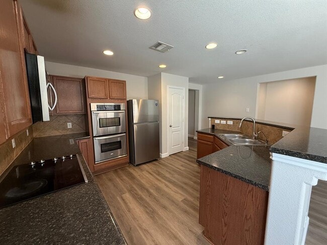 Photo - 828 Oatmeal Drive