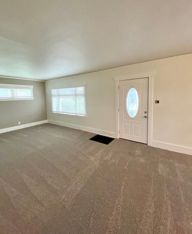 Photo - 3 Bed, 2 Bath Craftsman Style Home Rent Ready 10/25 Apply Now