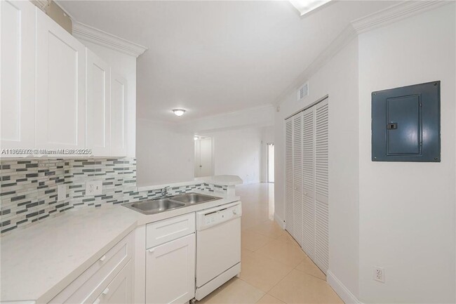 Building Photo - 6292 NW 186th St Unit 304 Rental