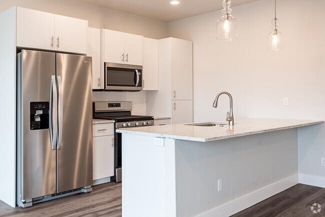 Building Photo - 303 Johnson Rd Rental