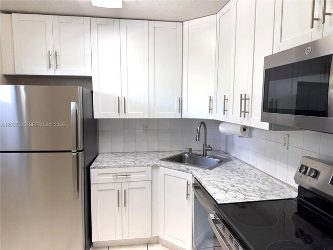Photo - 9440 Fontainebleau Blvd Unit 406