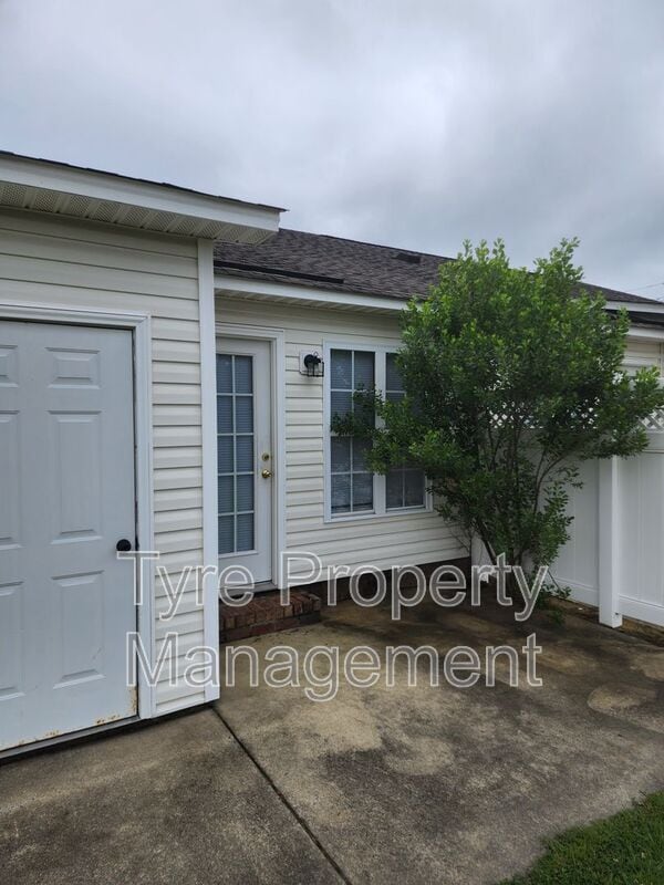 2943 Kinsey Loop Condo Unit A Condo for Rent in Winterville, NC