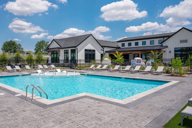 Echelon at Charlotte Resort-Style Pool - Echelon at Charlotte