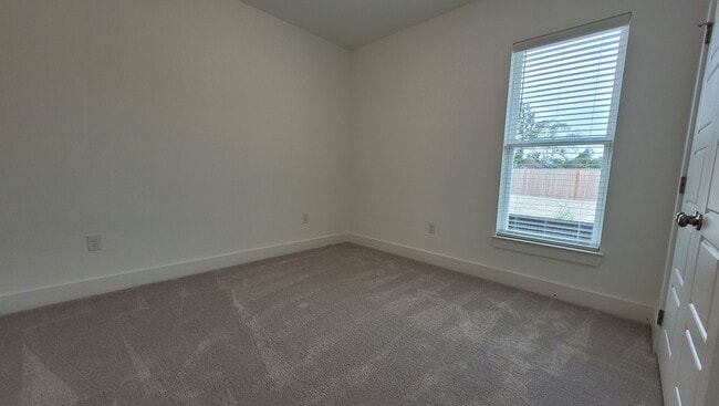 Photo - Stunning home in Garden Hill!