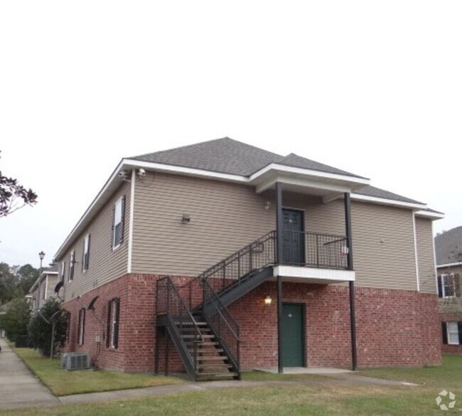 Building Photo - Great 3 bedroom / 2 Bath in Denham Springs Rental