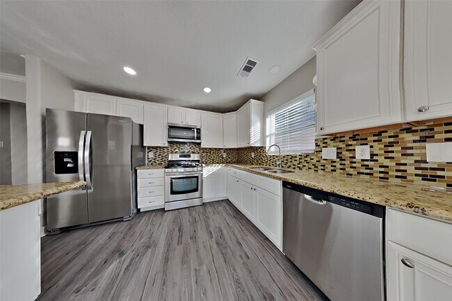 Photo - 32106 Willow Creek Park