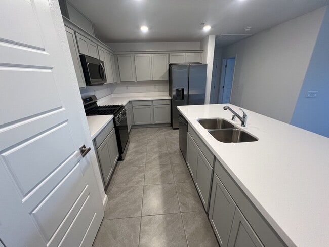 Photo - ELEGANT 2BED, 2BATH TOWNHOME!