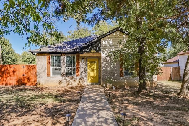 Photo - 1012 N Robinson St