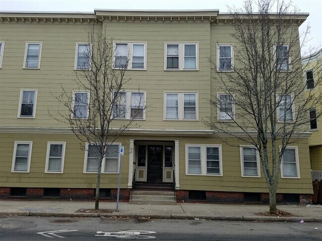 Photo - 202 Pearl St Unit 2