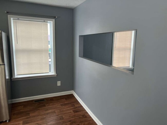 Photo - 2205 Elmhurst Ave