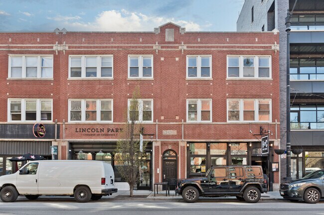 Photo - 2468 N Lincoln Ave Condo Unit 3S