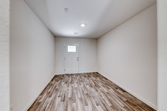 Photo - 3728 Enchanted Sky St