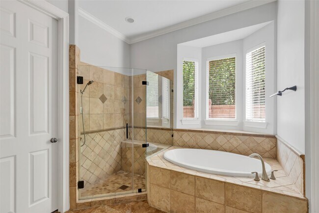 Photo - 14115 Norhill Pointe Dr