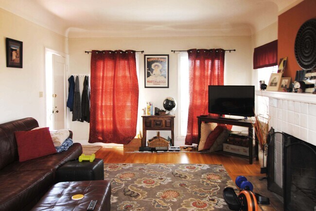 Living Room - 534 Fairbanks Ave Apartamentos Unidad A