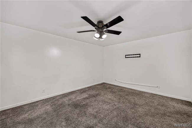 Photo - 187 Eastland Pkwy