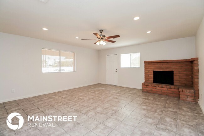 Photo - 1256 S Buena Vista Dr